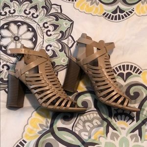 Nude American Eagle heels US Women’s size 7.5